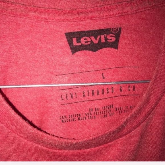Levi’s red short sleeve graphic tee L - Picture 3 of 4